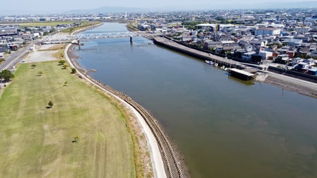 筑後川と大川橋のドローン空撮